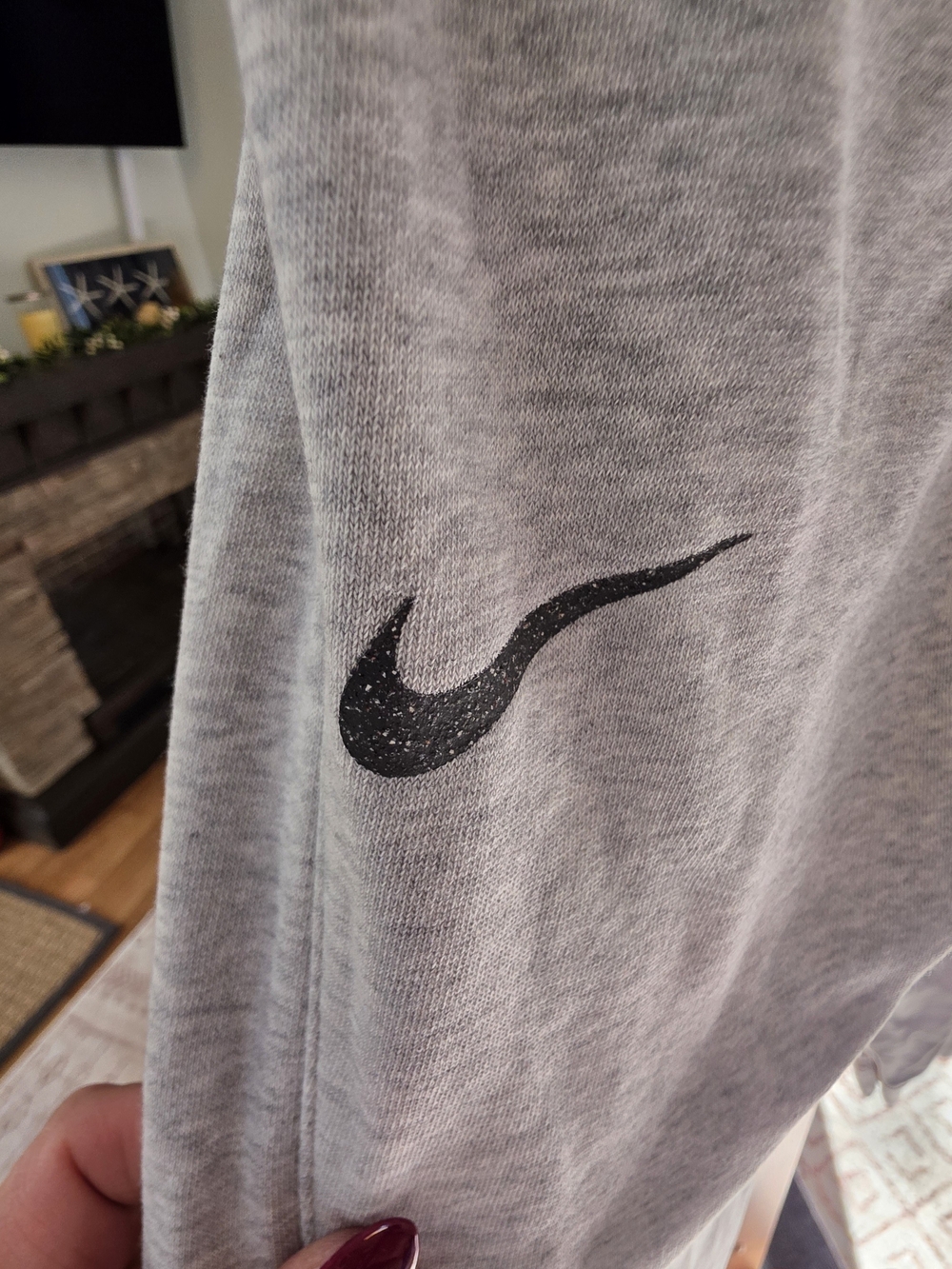 Nike Yoga Therma-FIT Gray Jogger/Sweatpants – Women’s Size Small